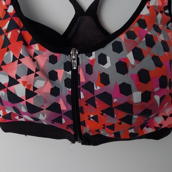 Sports bra - Picture 2 of 4